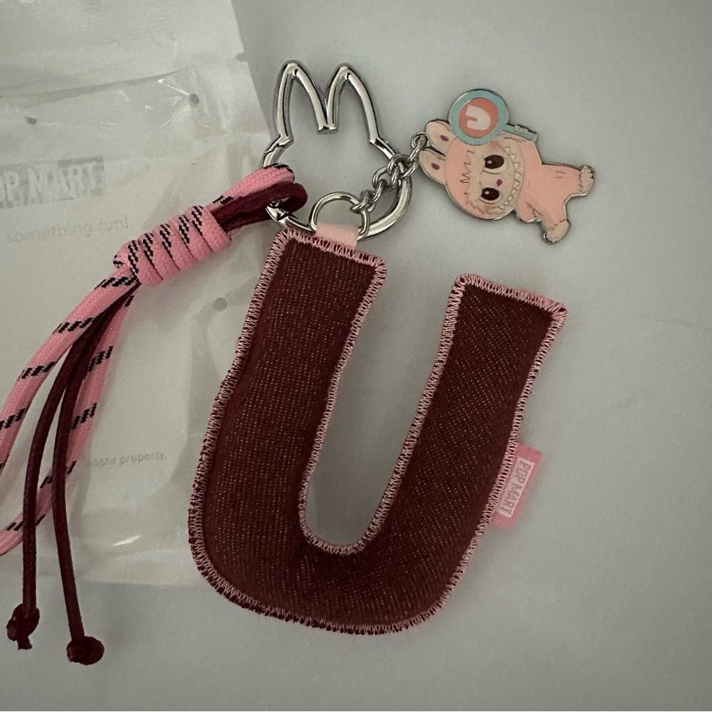 Letter U THE MONSTERS Pin for Love Letter Pendant opened box U - Picture 5 of 7